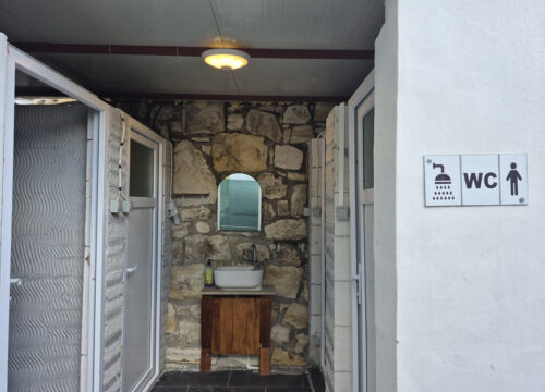 Urla Elektrik Su Dahil Karavan Park