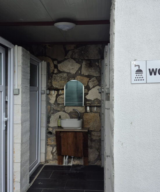 İzmir’de Çadır Kamp Yapmanın En Keyifli Yolları Neler?